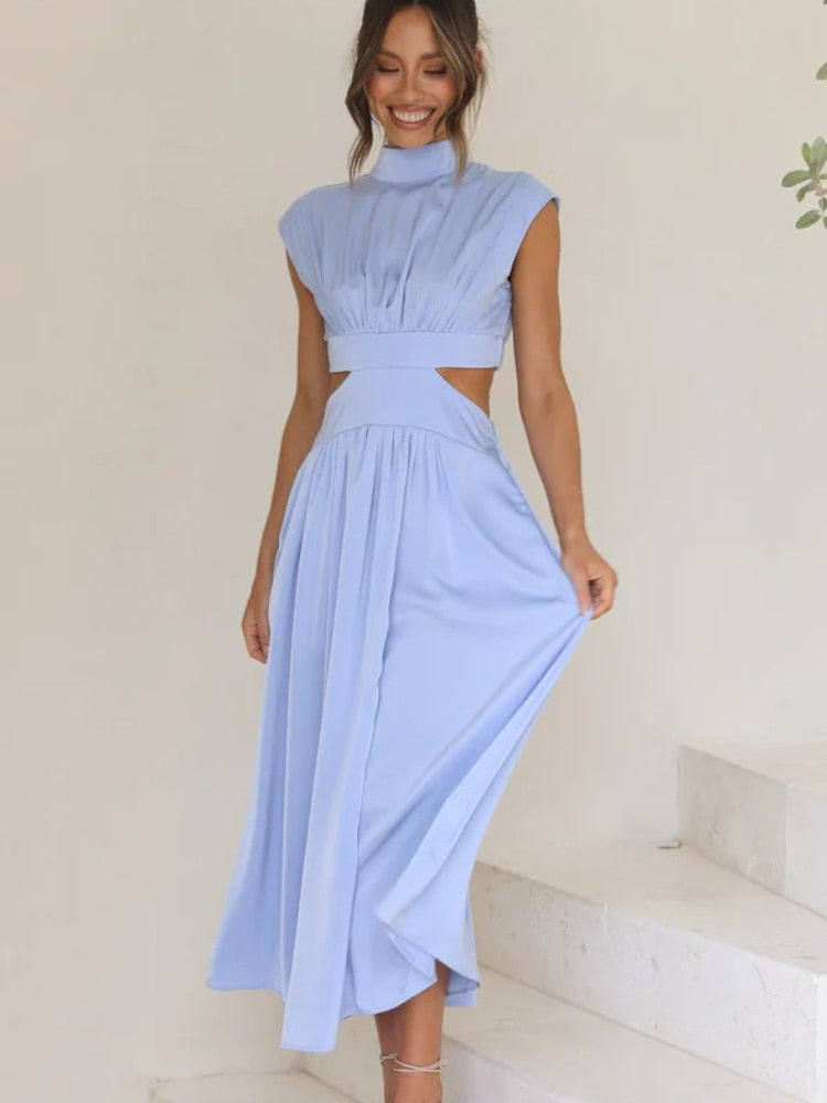 Jolijn | Elegante maxi jurk in de kleur Lichtblauw voor dames in stijl ideaal voor de herfst.