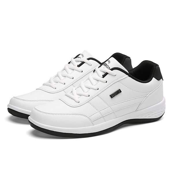 Joost | Ultralichte heren sneakers in de kleur Blauw voor heren in Smart-casual stijl geschikt voor alle seizoenen.