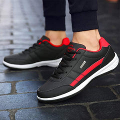Joost | Ultralichte heren sneakers in de kleur Blauw voor heren in Smart-casual stijl geschikt voor alle seizoenen.