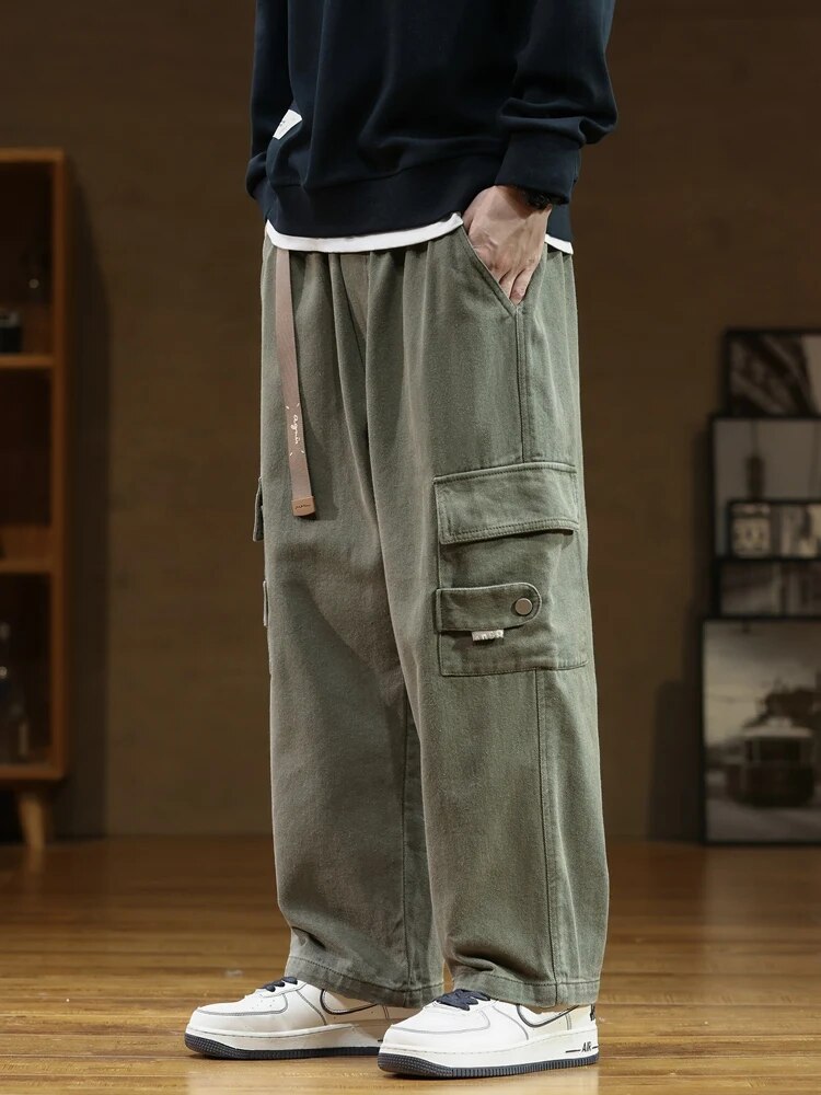 Jordi | Cargo Broek voor de Herfst in de kleur Groen voor heren in Outdoor stijl ideaal voor de herfst.