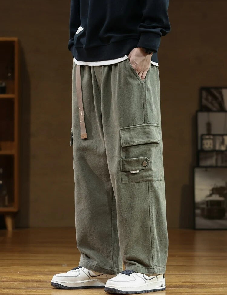 Jordi | Cargo Broek voor de Herfst in de kleur Groen voor heren in Outdoor stijl ideaal voor de herfst.