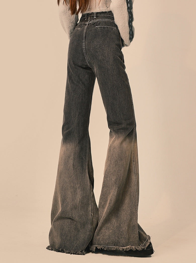 Josephine | Vintage uitlopende denim jeans voor vrouwen in de kleur Zwart voor dames in Heritage stijl geschikt voor alle seizoenen.
