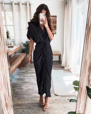Julia | Stijlvolle avondjurk in de kleur Goud voor dames in Party stijl ideaal voor de zomer.