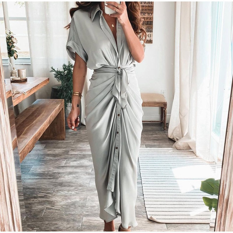 Julia | Stijlvolle avondjurk in de kleur Lichtgrijs voor dames in Party stijl ideaal voor de zomer.