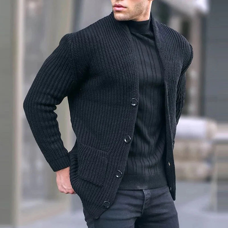 Julius | Warm gebreide slim-fit vest voor mannen in de kleur Zwart voor heren in Formal stijl geschikt voor alle seizoenen.