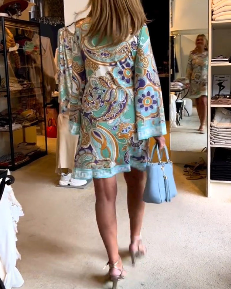 Jurk met print en ronde halslijn in de kleur Blauw voor dames in stijl ideaal voor de herfst.