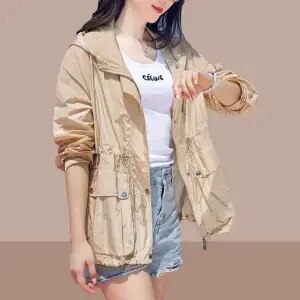 Kamilah | Zomerjas met UV-bescherming voor dames | Lichte bescherming tegen de zon in de kleur Beige voor dames in stijl ideaal voor de lente.
