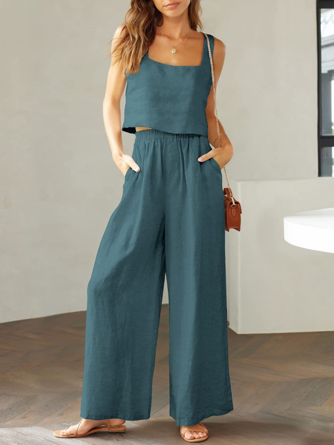Katrien | Wijde pantalonset in de kleur Azuurblauw voor dames in Formal stijl ideaal voor de zomer.