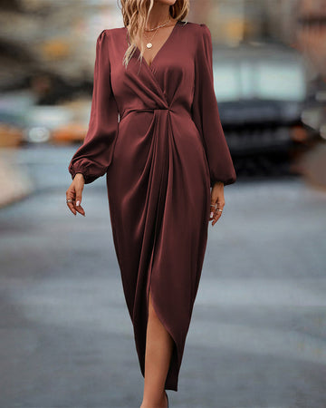 Kim | Elegante jurk met lantaarnmouwen en v-hals in de kleur Bordeaux voor dames in stijl ideaal voor de herfst.