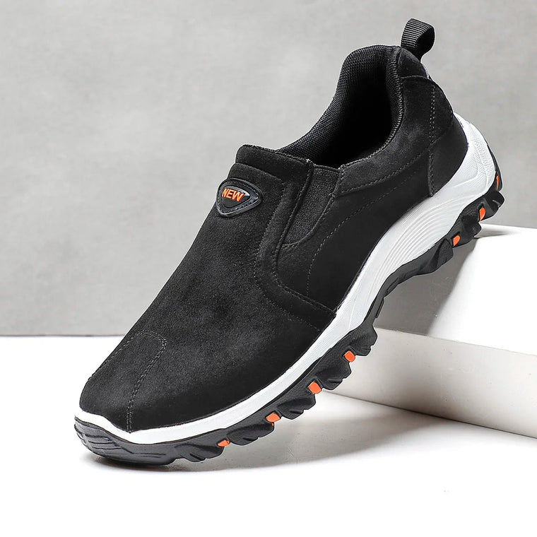 Klassieke loafers heren in de kleur Zwart voor heren in Heritage stijl ideaal voor de herfst.