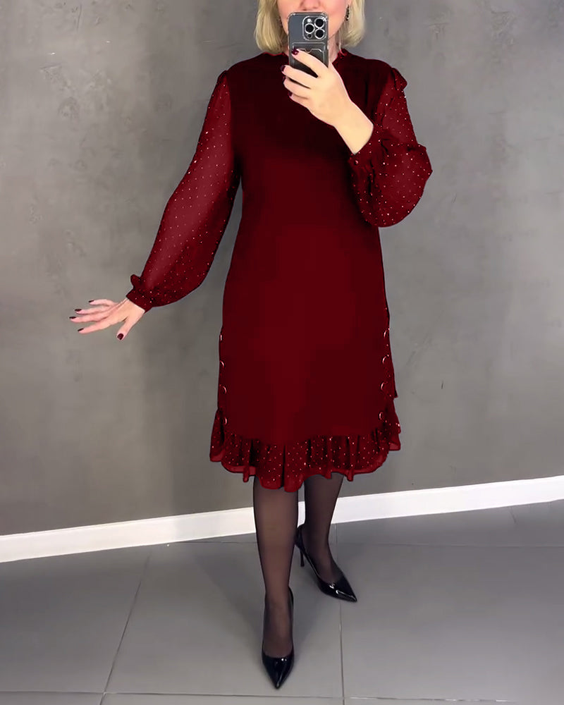 Langarmige elegante jurk met stippen in de kleur Rood voor dames in stijl ideaal voor de herfst.