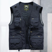 Tactisch vest, speciaal ontworpen voor avonturiers die stijl en functionaliteit waarderen. Biedt ultiem gemak, efficiënte opbergruimte en verbeterde veiligheidsfuncties voor comfort en voorbereiding in elke outdoor situatie.