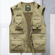 Tactisch vest, speciaal ontworpen voor avonturiers die stijl en functionaliteit waarderen. Biedt ultiem gemak, efficiënte opbergruimte en verbeterde veiligheidsfuncties voor comfort en voorbereiding in elke outdoor situatie.