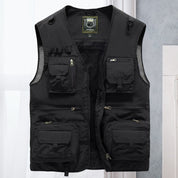 Tactisch vest, speciaal ontworpen voor avonturiers die stijl en functionaliteit waarderen. Biedt ultiem gemak, efficiënte opbergruimte en verbeterde veiligheidsfuncties voor comfort en voorbereiding in elke outdoor situatie.