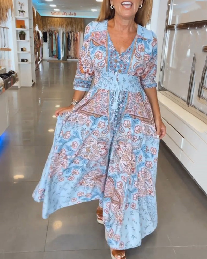 Leuke V-hals Jurk met print en A-lijn in de kleur Blauw voor dames in stijl ideaal voor de lente.
