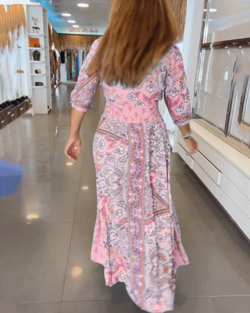 Leuke V-hals Jurk met print en A-lijn in de kleur Blauw voor dames in stijl ideaal voor de lente.