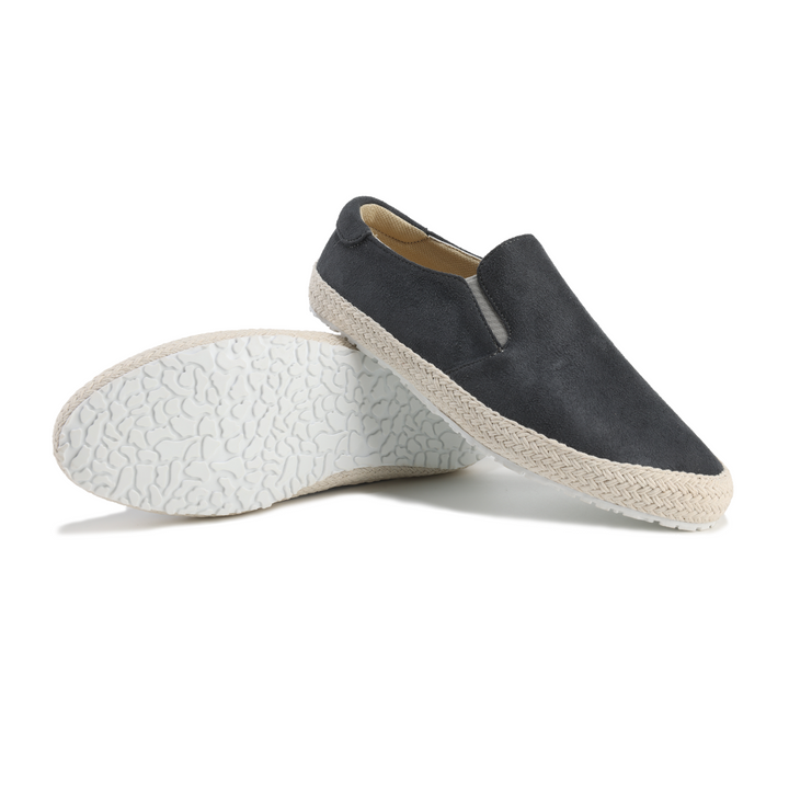 Levi | Suede stadschoenen in de kleur Grijs voor heren in Heritage stijl geschikt voor alle seizoenen.