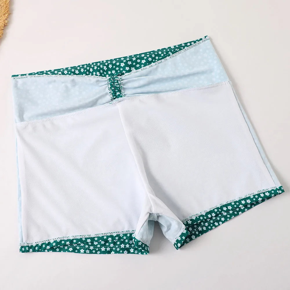 Lia | Schattige & trendy bloemen bikini in de kleur Groen voor dames in Beach stijl ideaal voor de zomer.