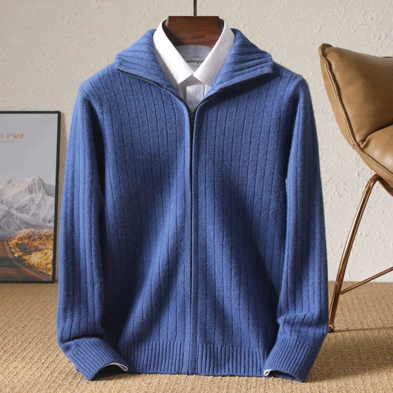 Liam | Eigentijdse wollen jas in de kleur Blauw voor heren in Heritage stijl ideaal voor de herfst.