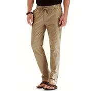 Loose fit broek met elastische band in de kleur Marineblauw voor dames in stijl geschikt voor alle seizoenen.