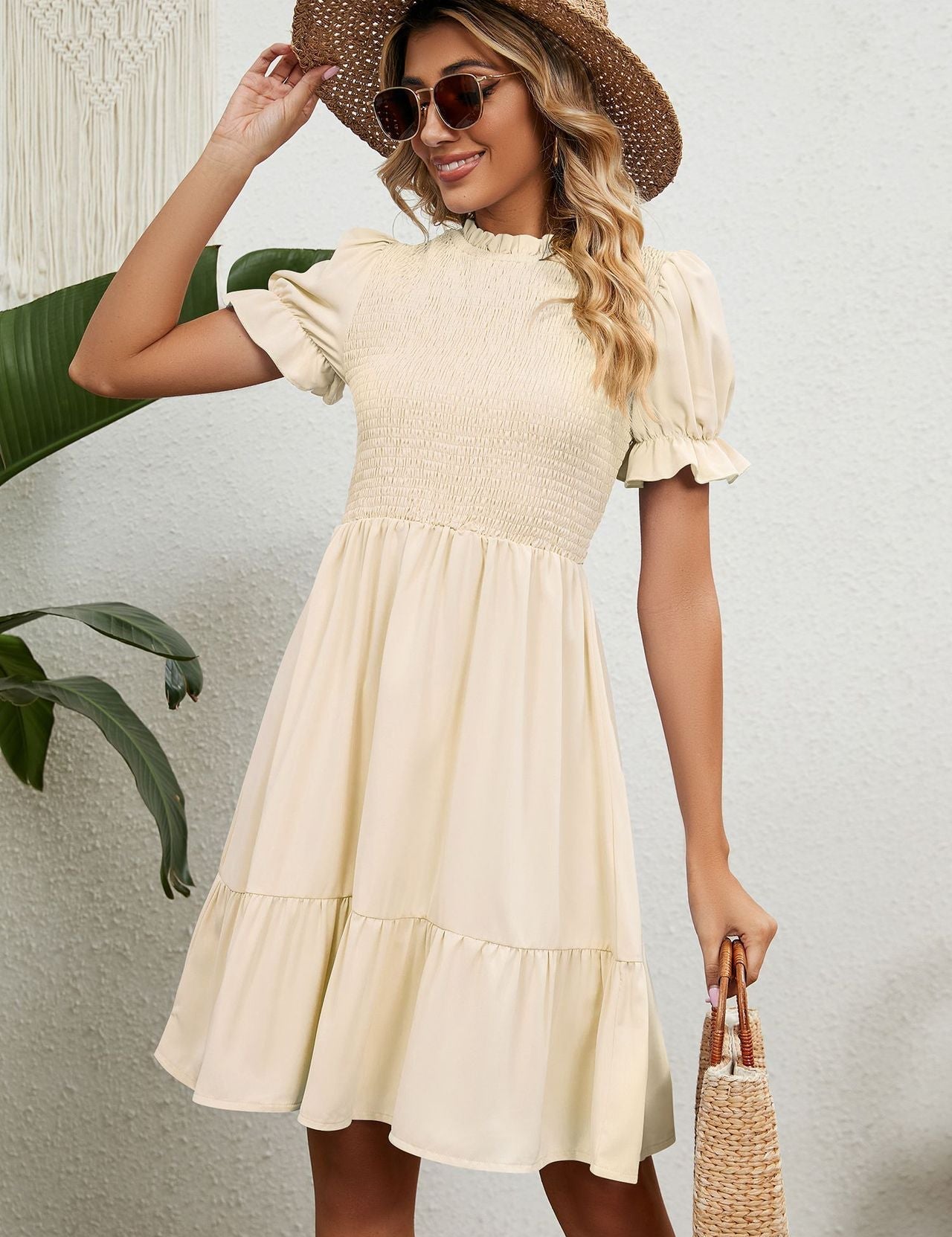 Stijlvolle Beige Zomerjurk met Franjes - Trendy en Comfortabel