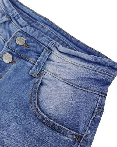 Lotte | High-Waist Spijkerbroek in stijl in de kleur Blauw voor dames in stijl ideaal voor de lente.