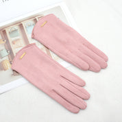 Lotte | Klassieke & veelzijdige suède handschoenen in de kleur Roze voor dames in Heritage stijl ideaal voor de winter