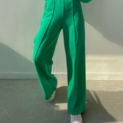 Lulu | Luxe 2-delig Joggingspak voor dames in de kleur Roze voor dames in Lounge stijl ideaal voor de winter