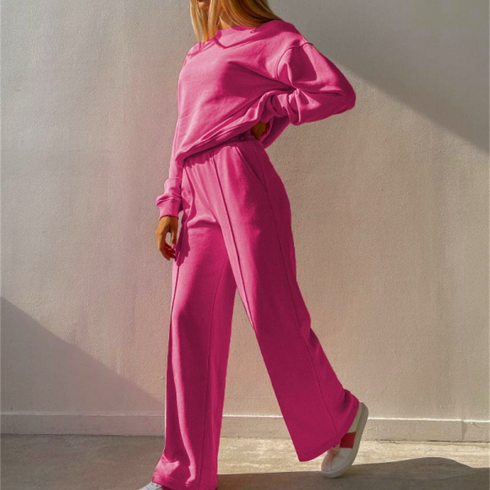 Lulu | Luxe 2-delig Joggingspak voor dames in de kleur Roze voor dames in Lounge stijl ideaal voor de winter