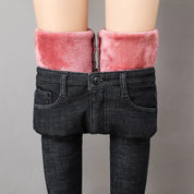 Marijke | Thermische dames jeans in de kleur Zwart/Roze voor dames in stijl ideaal voor de winter