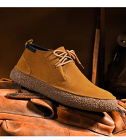 Mart | Stijlvolle suède leren sneakers met zool van kurk in de kleur Beige voor heren in Heritage stijl geschikt voor alle seizoenen.