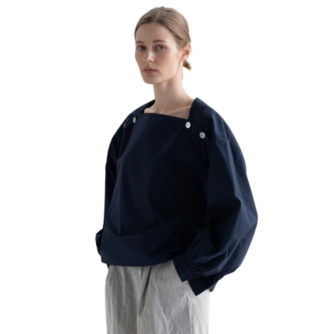 Mila | Moderne en stijlvolle blouse in de kleur Marineblauw voor dames in stijl geschikt voor alle seizoenen.