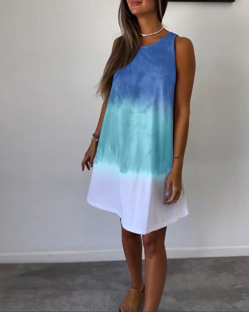 Mouwloze Vrijetijdsjurk in de kleur Grijs voor dames in stijl ideaal voor de zomer.