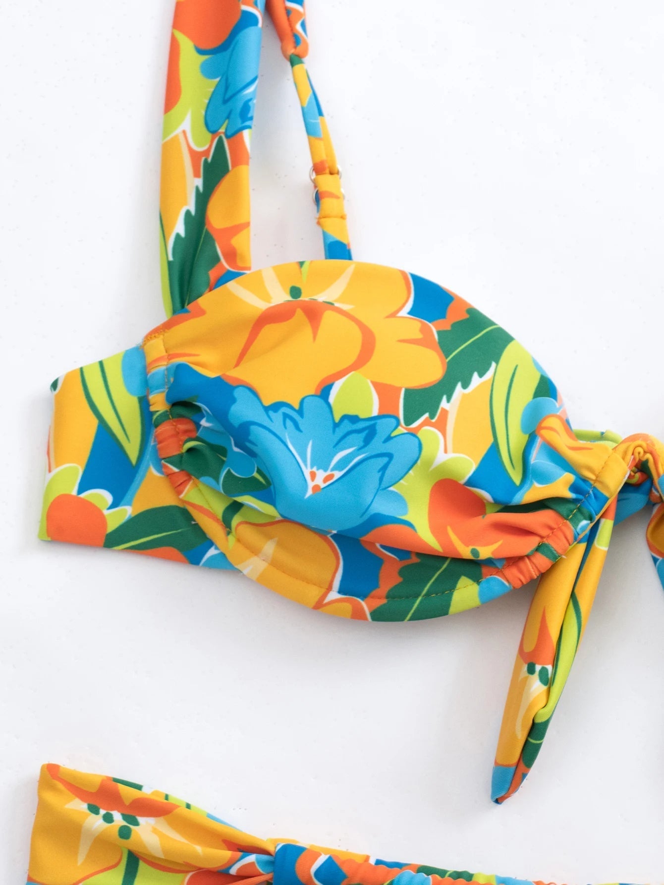 Myrthe | Sexy & stijlvolle bikini in de kleur Geel voor dames in Beach stijl ideaal voor de zomer.