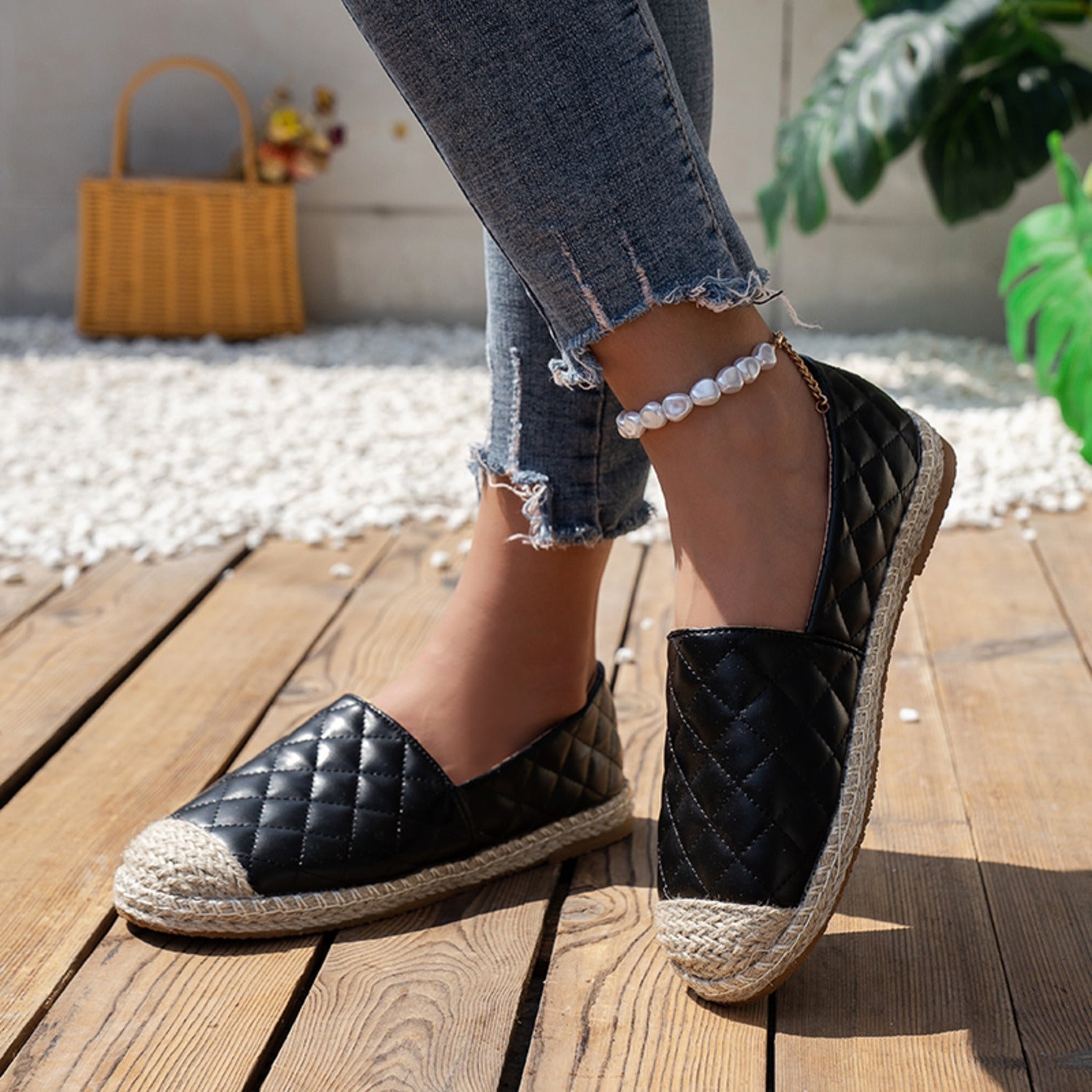 Nardi | Geribbelde leren top & zwart-roze espadrilles in de kleur Zwart voor dames in Beach stijl ideaal voor de zomer.