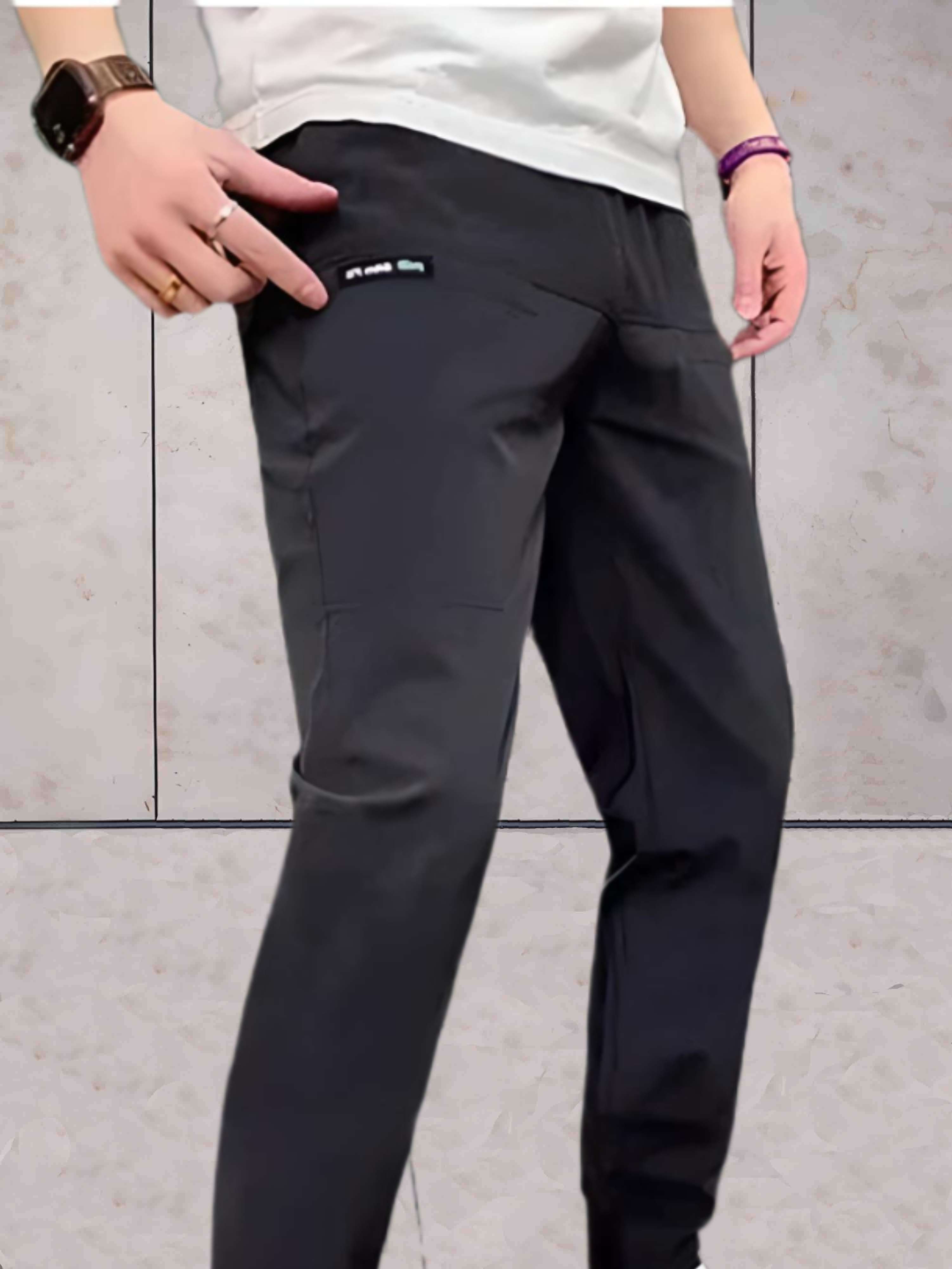 Niels | Comfortabele, sneldrogende heren jogger met elastische taille en zakken in de kleur Zwart voor heren in stijl geschikt voor alle seizoenen.