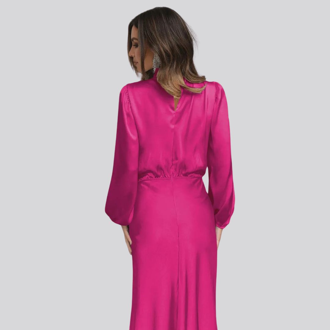 Nika | Satijnen midi-jurk dames in de kleur Fuchsia voor dames in stijl ideaal voor de lente.
