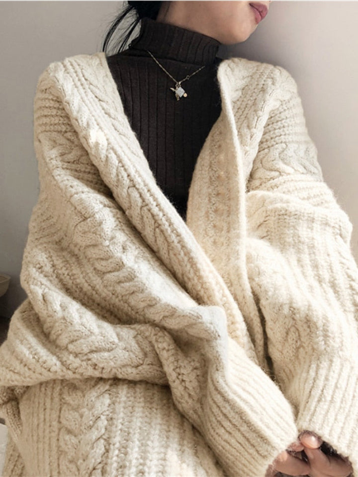 Nikki | Comfortabel lang dames vest in de kleur Donkergrijs voor dames in Smart-casual stijl ideaal voor de winter