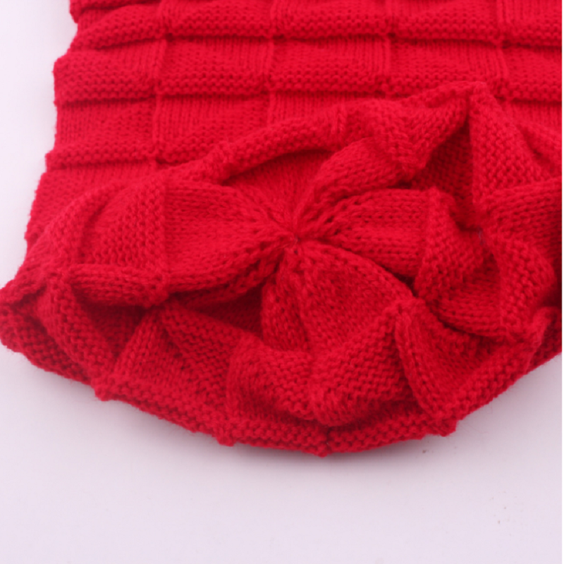 Nina | Warme & comfortabele gebreide beanie in de kleur Zwart voor dames in Lounge stijl ideaal voor de winter