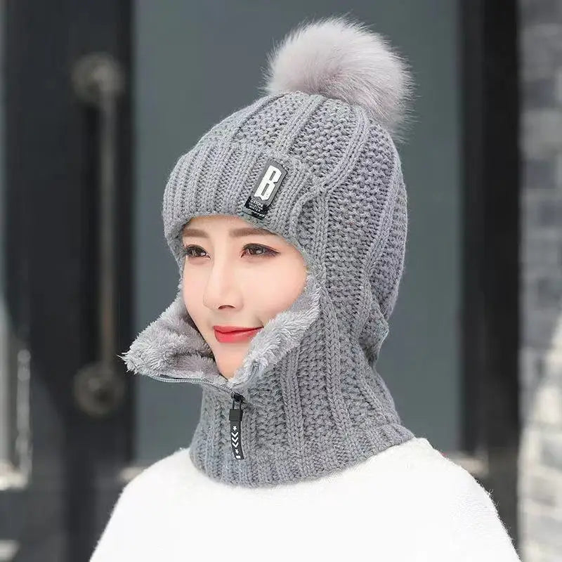 Nina | Warme & veelzijdige gebreide bivakmuts in de kleur Grijs voor dames in Lounge stijl ideaal voor de winter