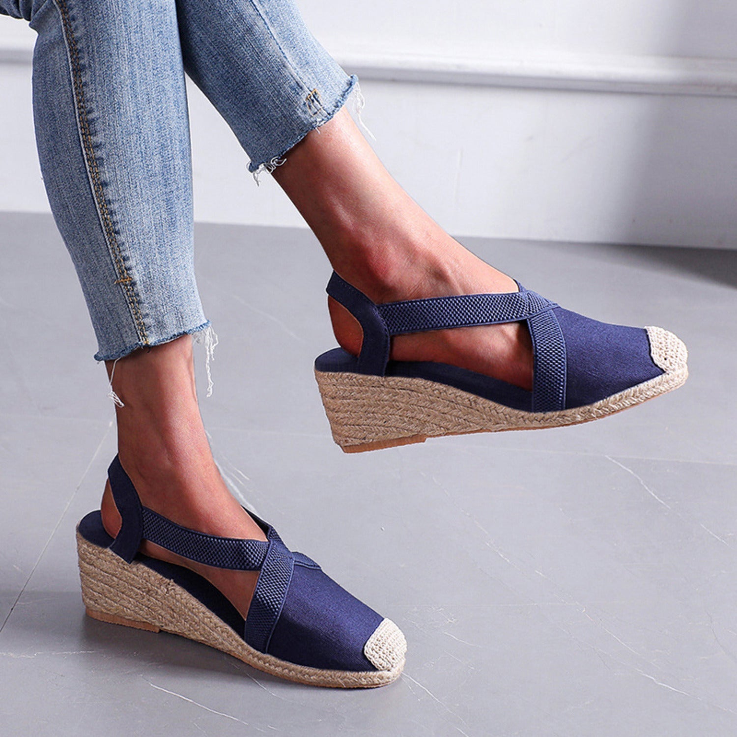 Noa | Espadrilles met gevlochten strozool in de kleur Blauw voor dames in Beach stijl ideaal voor de zomer.