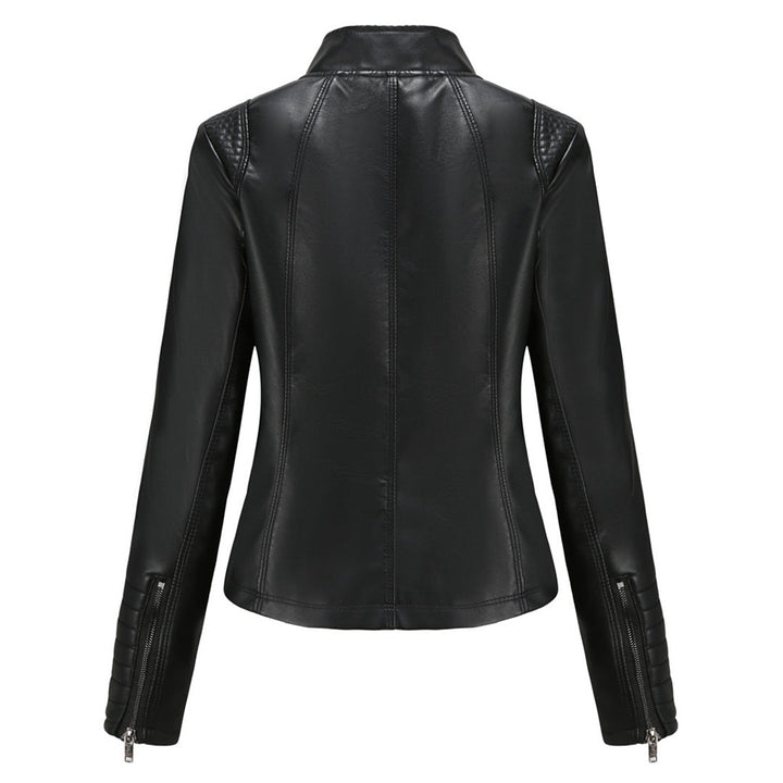 Noa | Stijlvolle leren jas in de kleur Zwart voor dames in stijl ideaal voor de herfst.