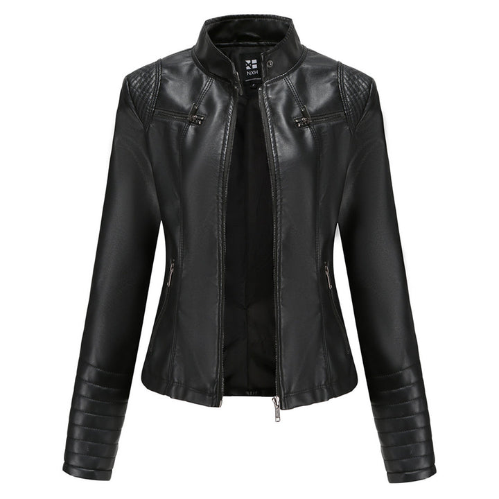 Noa | Stijlvolle leren jas in de kleur Zwart voor dames in stijl ideaal voor de herfst.