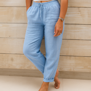 Luxe linnen damesbroek - ideaal voor een trendy en comfortabele look. Gemaakt van hoogwaardige linnen stof met een moderne snit voor tijdloze elegantie.