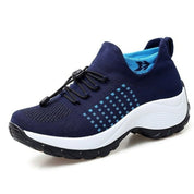 Orthopedische comfortabele schoenen in de kleur Wit/Blauw voor dames in stijl geschikt voor alle seizoenen.