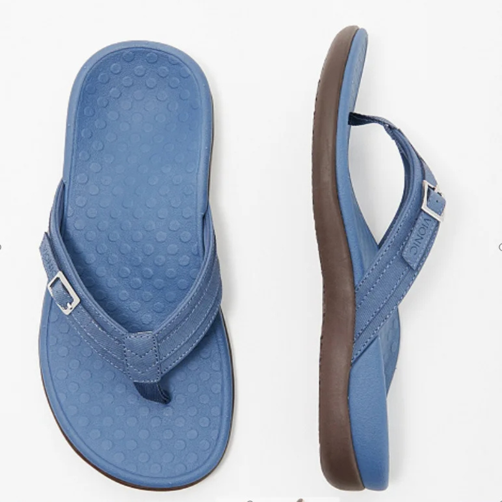 Orthopedische teenslippers met voetboogsteun in de kleur 35 voor dames in Beach stijl ideaal voor de zomer.