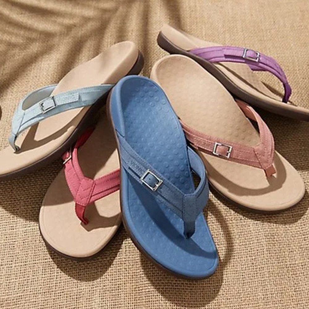 Orthopedische teenslippers met voetboogsteun in de kleur 35 voor dames in Beach stijl ideaal voor de zomer.