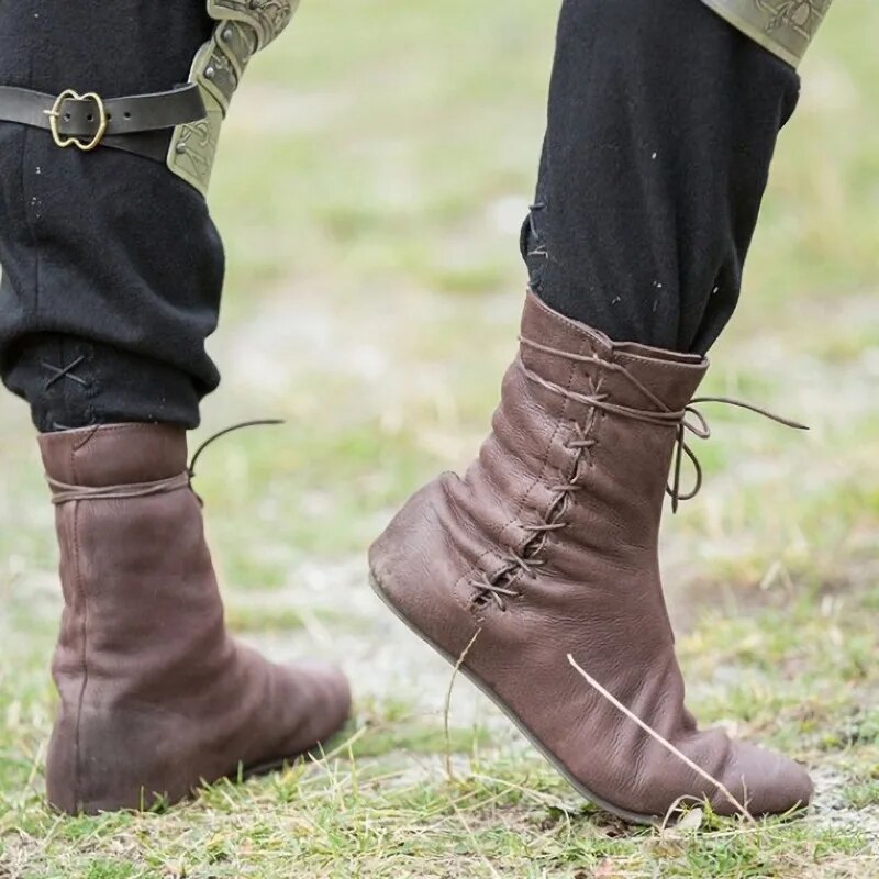 Pepijn | Leren laarzen voor mannen in middeleeuwse stijl in de kleur Bruin voor heren in stijl ideaal voor de herfst.