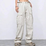 Rifka | Dames baggy cargobroek met brede zak in de kleur Abrikoos voor dames in Outdoor stijl geschikt voor alle seizoenen.