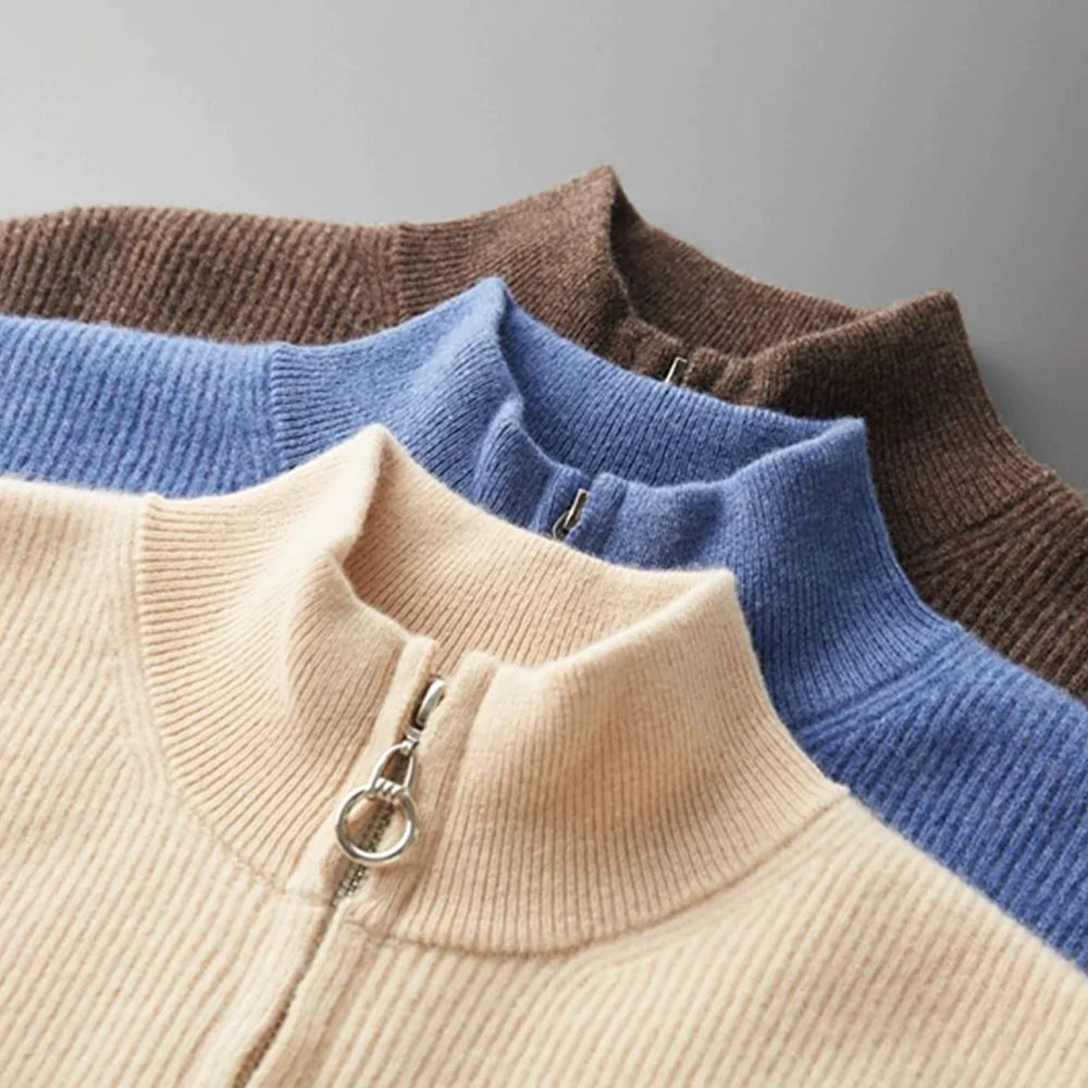 Rob | 100% cashmere vest in de kleur Beige voor heren in Heritage stijl geschikt voor alle seizoenen.